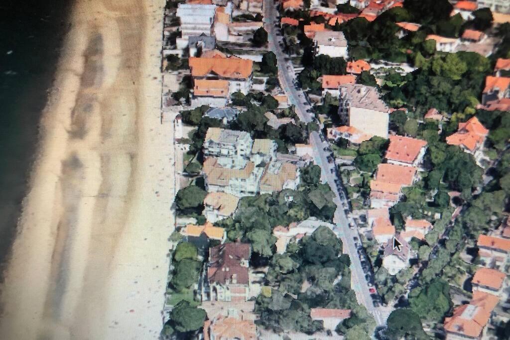 Appart Sur La Plage Pied Dans L Eau Avec Terrasse Jardin Vue Sur Le Bassin Depuis La Terrasse , Parking Arcachon Exterior photo